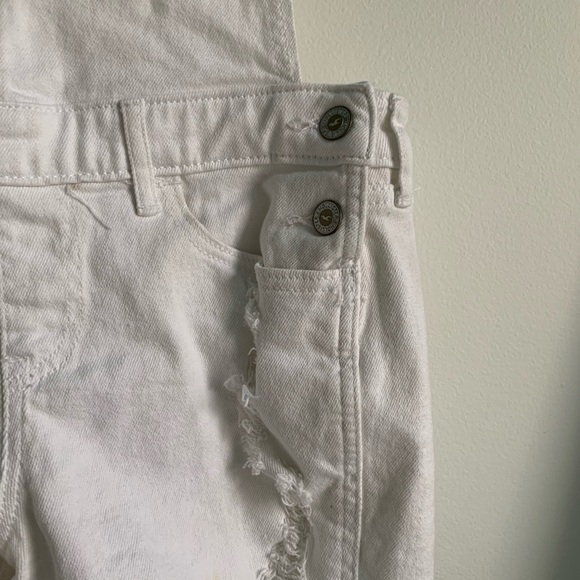 Hollister white distressed shorteralls - Picture 3 of 7